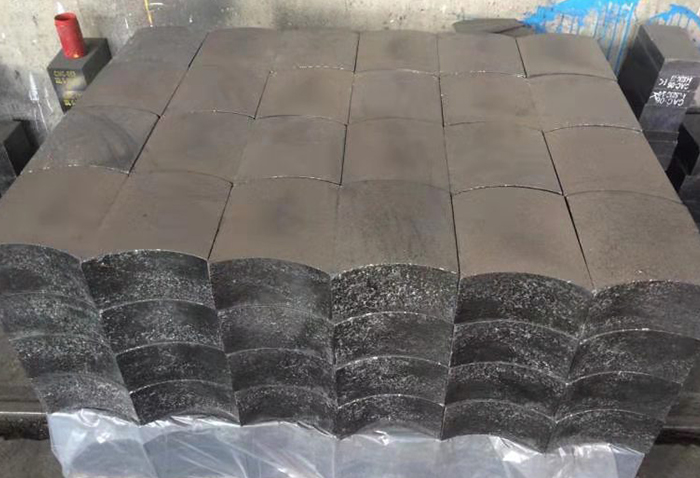 Magnesia carbon brick